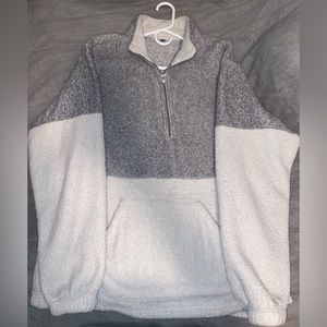 Fleece Pullover. Size XL